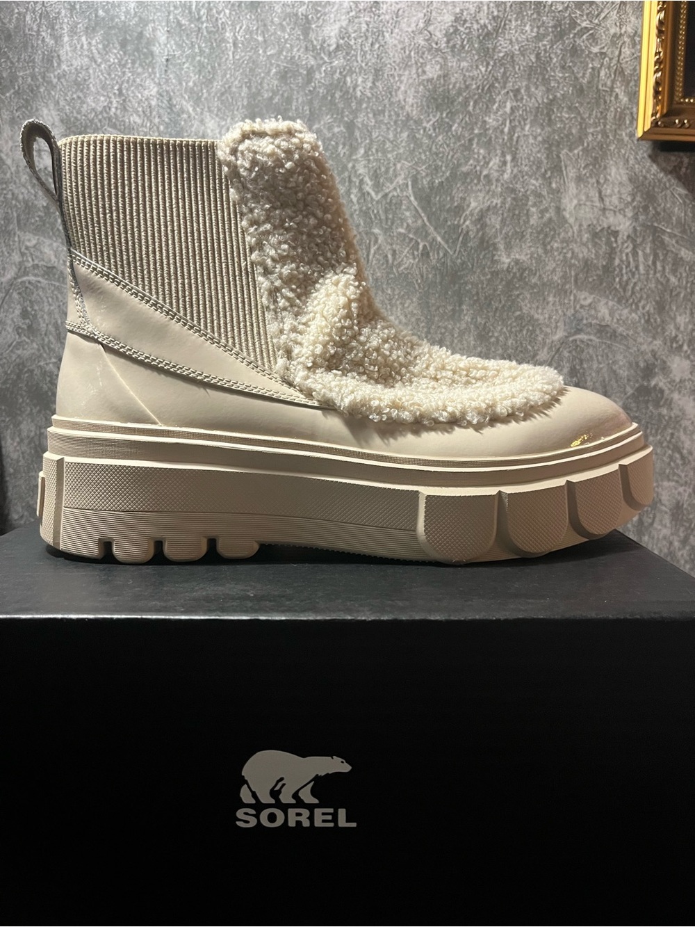 Sorel Womens Cream Sherpa-Trim Platform Ankle Boots